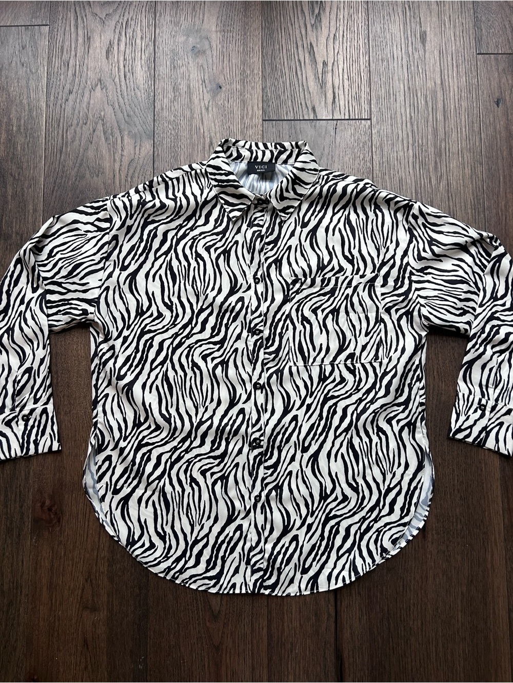 VICI Women’s Black & White Zebra Print Button-Up Shirt